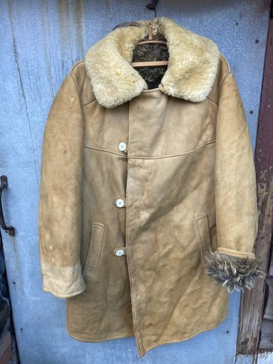 Полушубок СА 52\3 мехкомбинат им Октябрьской Революции г.Киров 88г