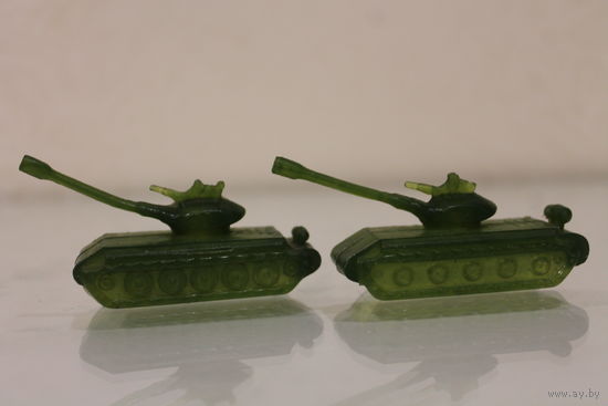 Игрушки танки СССР цена за две