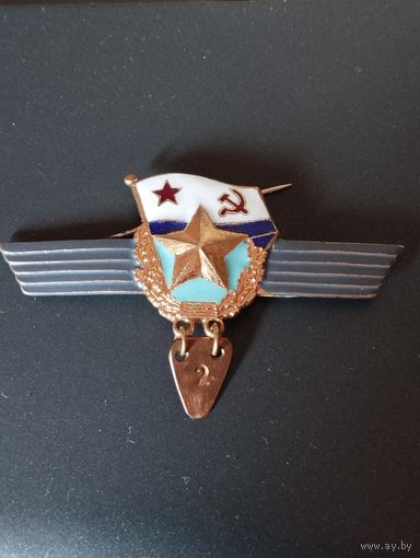 Знак  сверхсрочника ВМФ СССР.