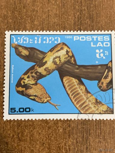 Лаос 1986. Змеи. Python molurus. Марка из серии
