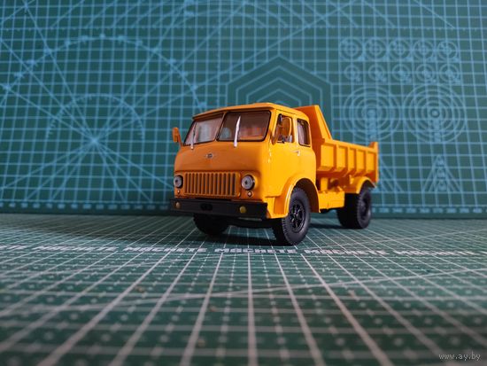Масштабная модель МАЗ-503Б Самосвал Масштаб 1/43 Наш автопром