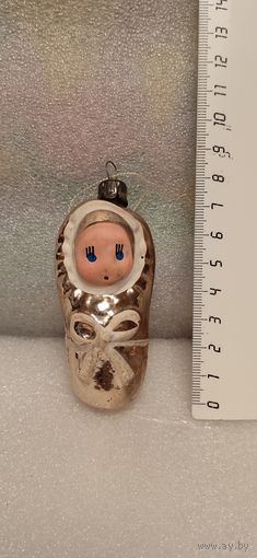 Ёлочная игрушка. Малышка. 23