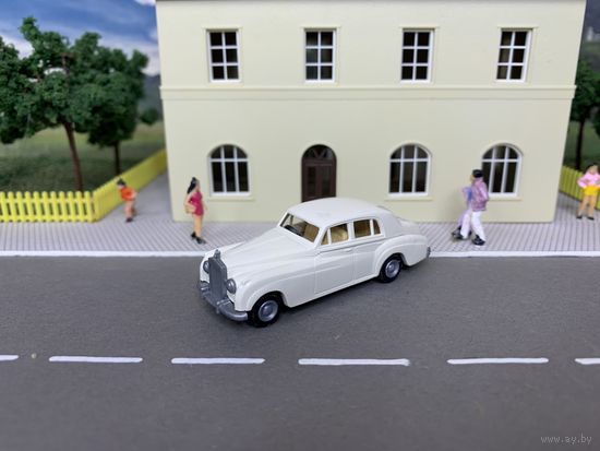 Rolls-Royce Silver Cloud (1). Масштаб НО 1:87.