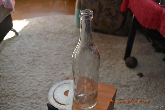 Бутылка 0,75 W. Вермахт.