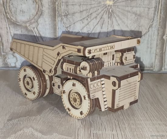 Белаз деревянный