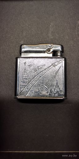 Зажигалка СССР "Огонёк". Агитация. Космос