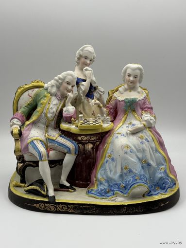 Скульптурная композиция. Игра в шахматы. Бисквит. Германия. 19 век. С рубля!