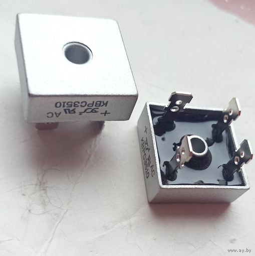 KBPC3510. Диодный мост 35А 1000В. Однофазный двухполупериодный преобразователь переменного тока в постоянный пульсирующий. Аналог MB3510