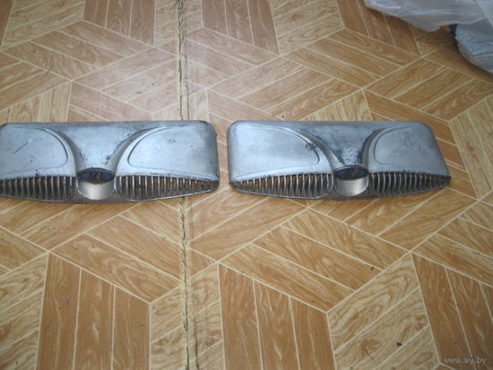 Декоративная решетка капота ВАЗ 2106 2 шт. пластик