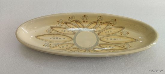 Блюдо сервировочное, размер 24х9,5 см. СССР