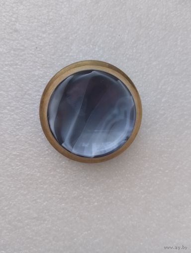 Брошь старая.