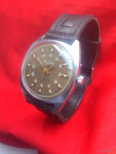 Часы РАКЕТА 2609  ЦИФЕРБЛАТ на 24 часа из СССР 1980-х