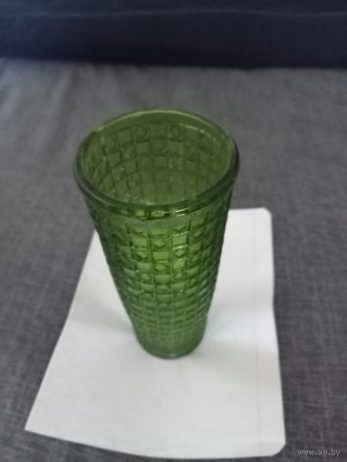 Ваза зелёная
