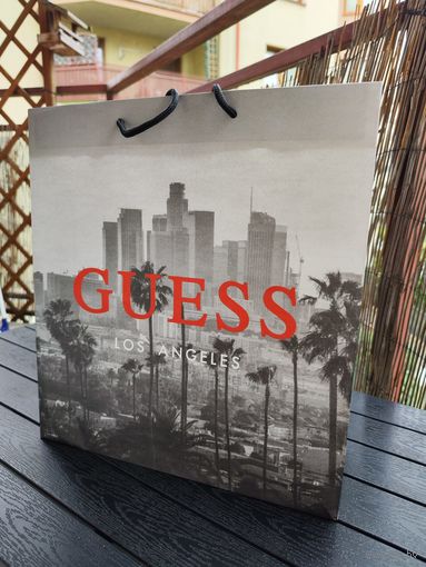 Пакет фирменный упаковочный Guess