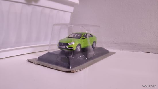 Модель Lada Vesta 1:43 запакованная