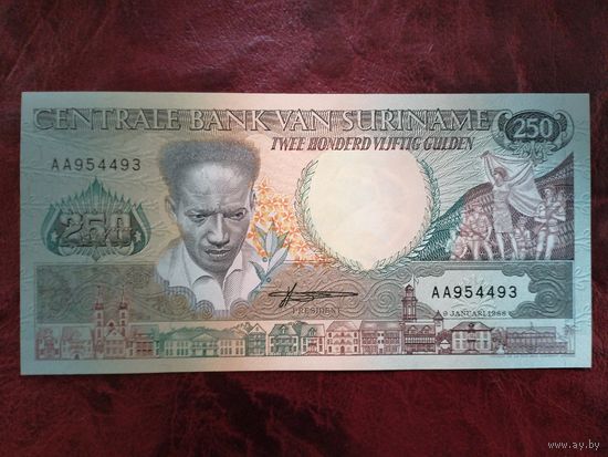 250 гульденов Суринам 1988 г.
