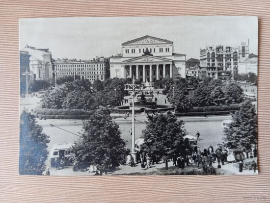 О-3. ЧИСТАЯ ОТКРЫТКА. СССР. МОСКВА. ПЛОЩАДЬ СВЕРДЛОВА.