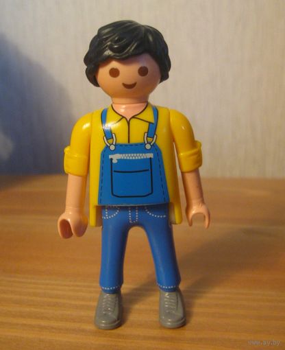 Фигурка из набора Playmobil. Мужчина