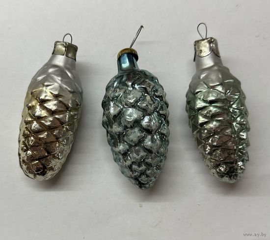 Елочные игрушки шишки СССР цена за все К.10