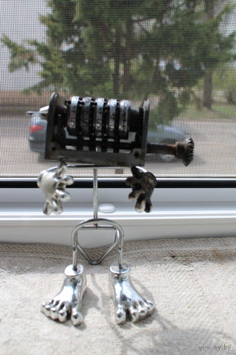 Счетный механизм от старого прибора