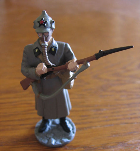 Оловянный солдатик! Рядовой в костюме противохимической защиты