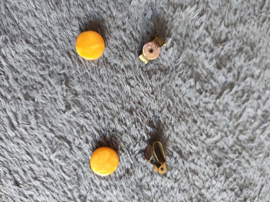 Серьги из янтаря