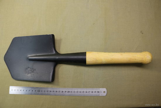 Военная сапёрная лопатка. Распродажа коллекции вещей. С РУБЛЯ! АУКЦИОН!