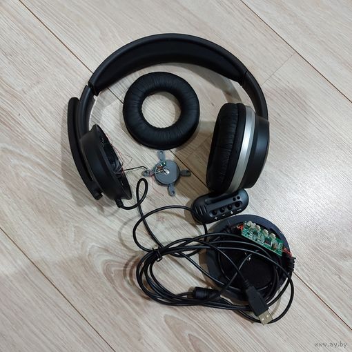 Наушники USB  с вибрационным бассом