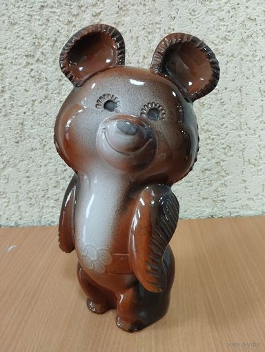 Статуэтка Олимпийский Мишка, высота 26 см. СССР