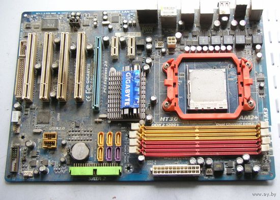 Плата материнская GIGABYTE GA-M720-US3   на запчасти