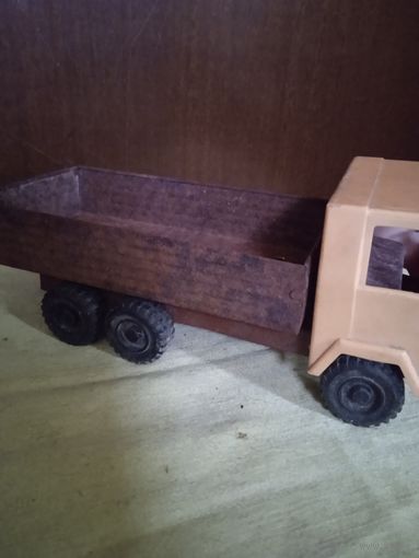 Машинка жестянная СССР