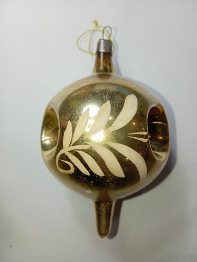 Ёлочная игрушка - Шарик ручная роспись . СССР . С рубля