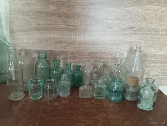 Старые бутылочки для декора