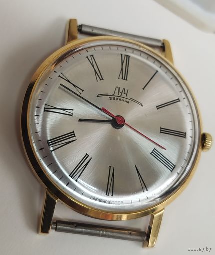 Часы "Луч 2209" костюмные ультратонкие,золочение au-10+,достойное коллекционное состояние,редкое оформление+доки+футляр,За вашу цену!!