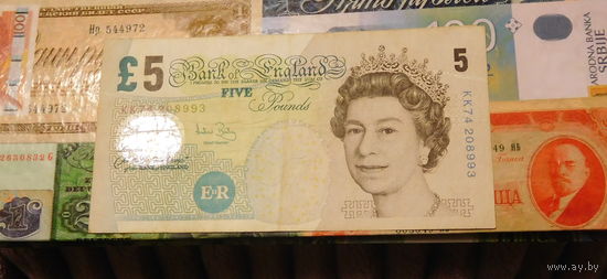 5 фунтов 2002г. КК 74 208993