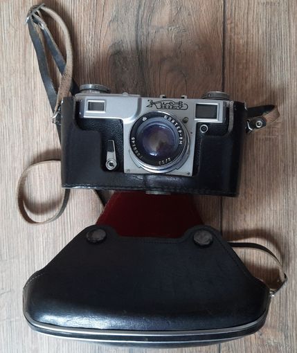 Фотоаппарат Киев с объективом Юпитер-8М. 2/53.