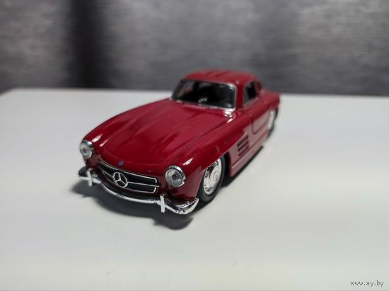 Mercedes Benz 300 SL 1:34-39 Welly машинка металлическая модель автомобиля коллекционная Мерседес