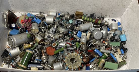 Радиодетали 1.5кг