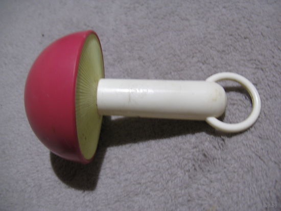 Игрушка погремушка времён СССР ГРИБОК