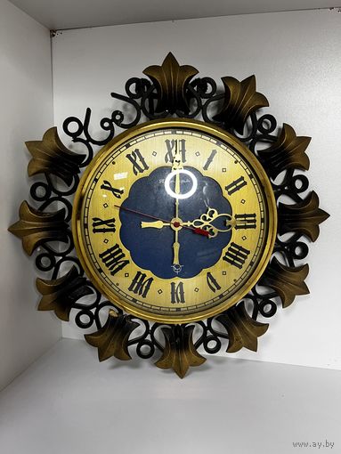 Настенные часы янтарь ссср с рубля