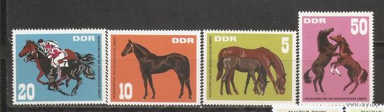 ФФ1 ГДР 1967 Лошади