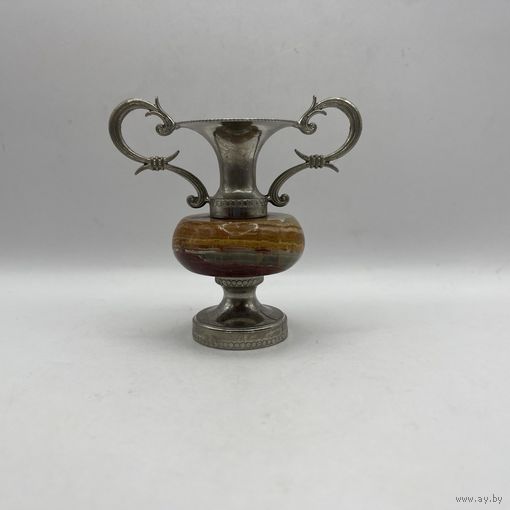 Ваза из оникса. Италия. Арт 3290