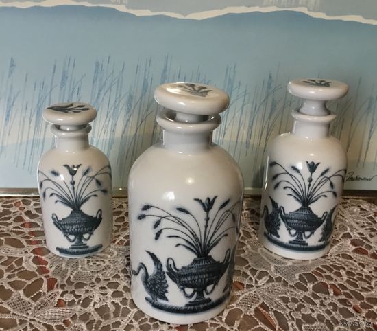 Флакон Бутылка набор Франция фарфор Porcelain de Paris Редкость! Распродажа!