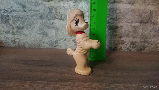 Игрушка СССР "Пудель". Колкий пластик.