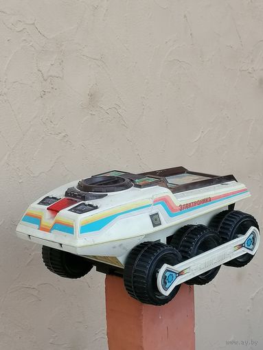 Луноход. Электроника ИМ - 11.Программируемая игрушка детская. СССР.