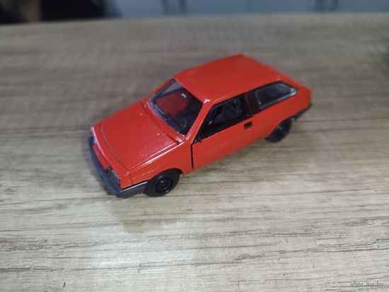 Ваз 2108,признаки чумы капот и две двери,с рубля