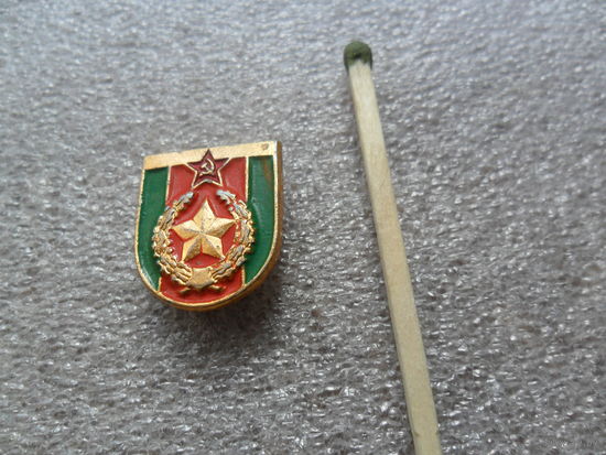 Значок (413)