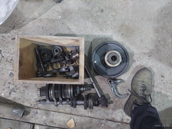 Детали от коробки передач, цена за всё