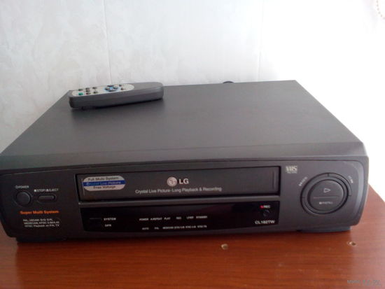 Видеоплейер /Пишущий/ - "LG" - В Рабочем Состоянии.