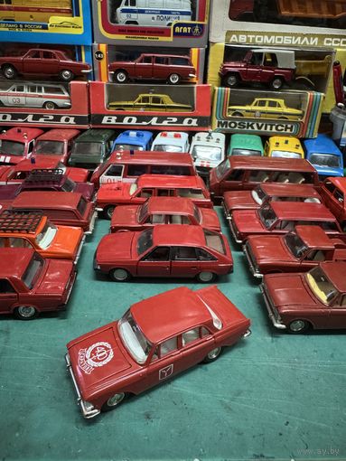 Москвич 412 тамп 400 лет Саратову, в красном цвете, Тантал, Агат, Саратов с рубля.